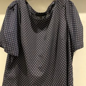 Banana Republic navy floral blouse size XL